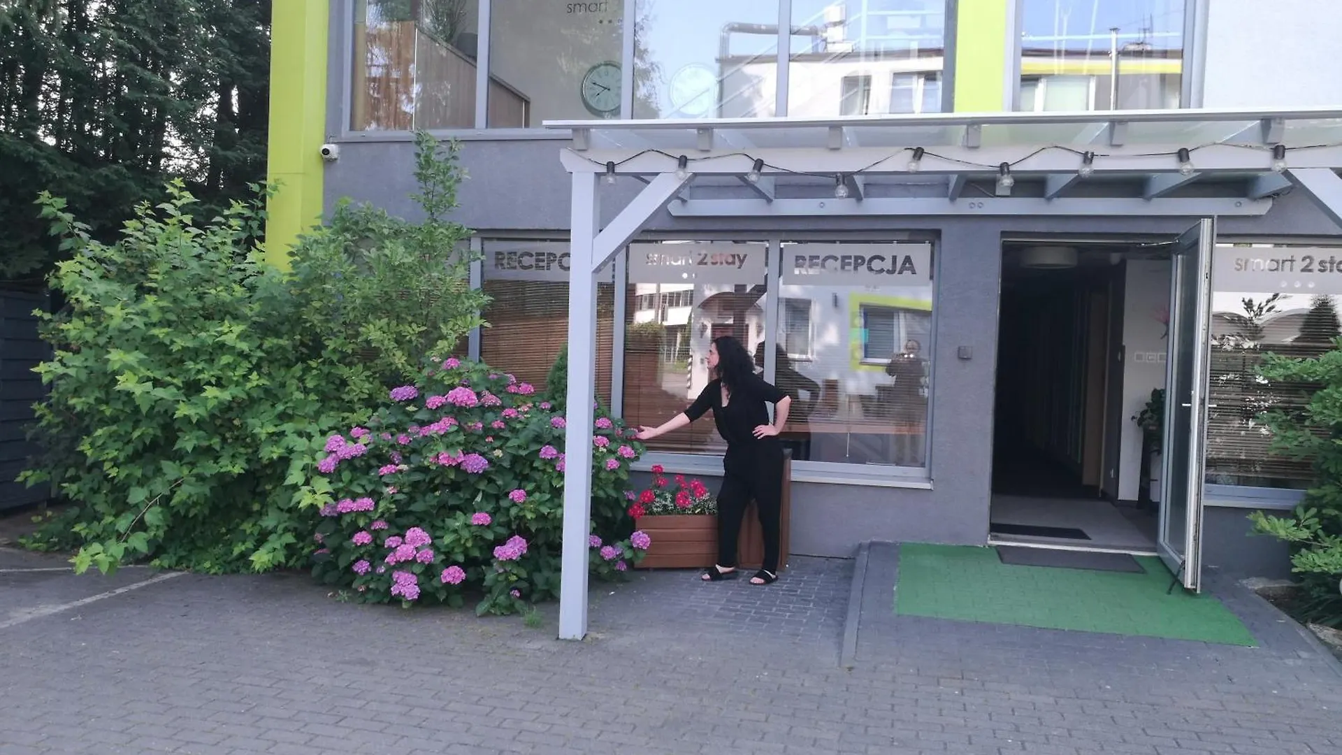 Smart2Stay Magnolia 2*, Варшава Польша
